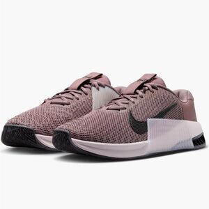 Nike Metcon 9 Training Shoe in Mauve